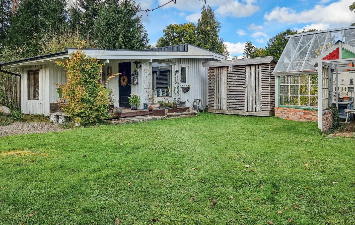 Ferienhaus für 2 Personen mit Terrasse in Härryda, Västergötland