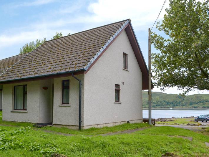 Log cabin for 5 people in Oban