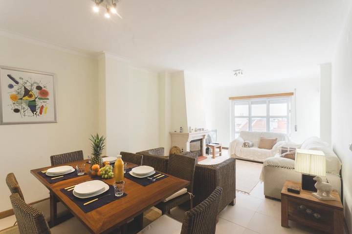 Apartamento de férias para 4 pessoas, com vista e varanda em Peniche