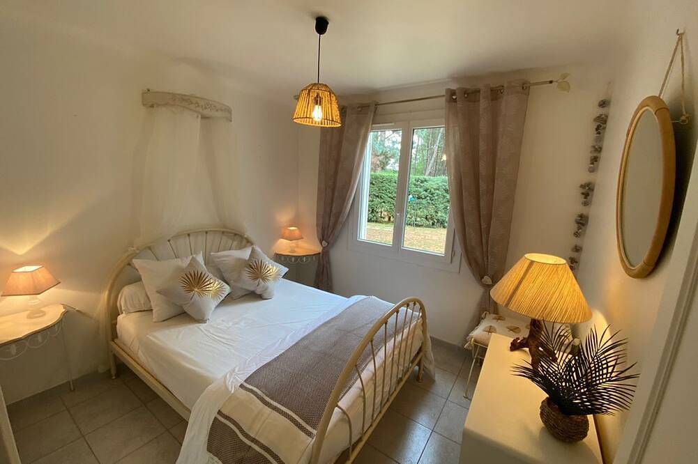 Ferienhaus mit Pool in Roussillon in Roussillon, Regionaler Naturpark Luberon