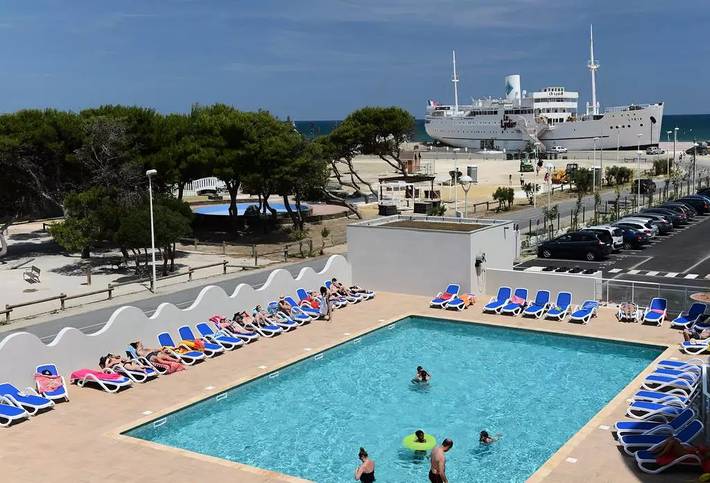 Gîte pour 2 personnes, avec sauna et piscine dans Plage Lydia - 2