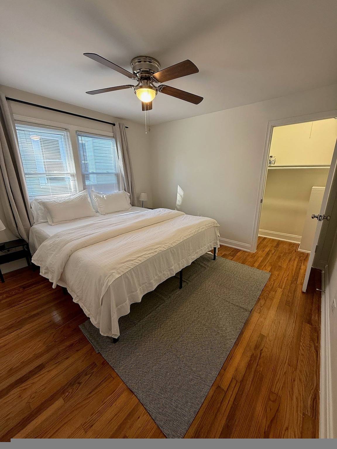 Ganze Wohnung, New & Cozy Durham 2 Bedroom Home B in Durham (NC), Durham County (USA)