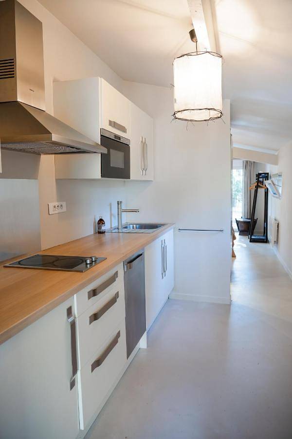Gîte pour 2 personnes, avec vue et jardin à Vauvenargues - 4