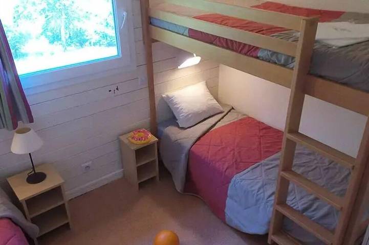 Location de vacances pour 4 personnes, avec terrasse et piscine, animaux acceptés à Saint-Plantaire - 3