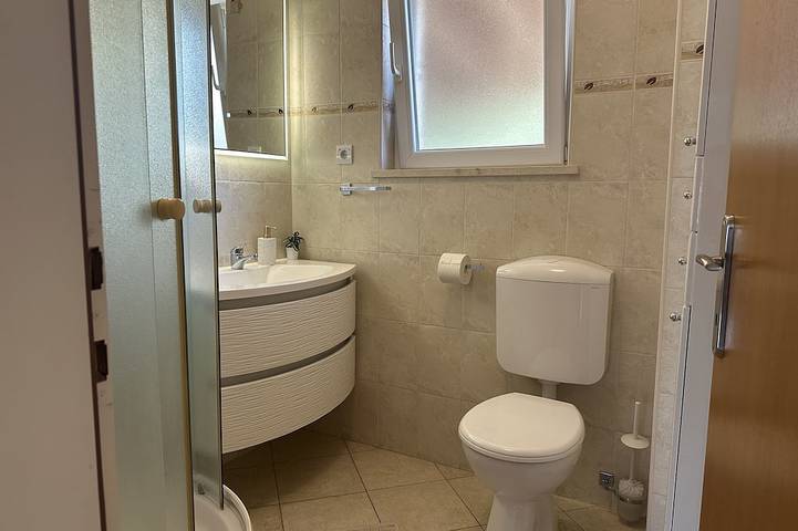 Ganze Wohnung, 2-Zimmer-Ferienwohnung am Strand Lumbarda, Korcula in Lumbarda, Korcula