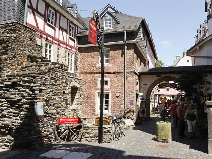 Hotel für 2 Personen, mit Terrasse und Garten in Kastellaun