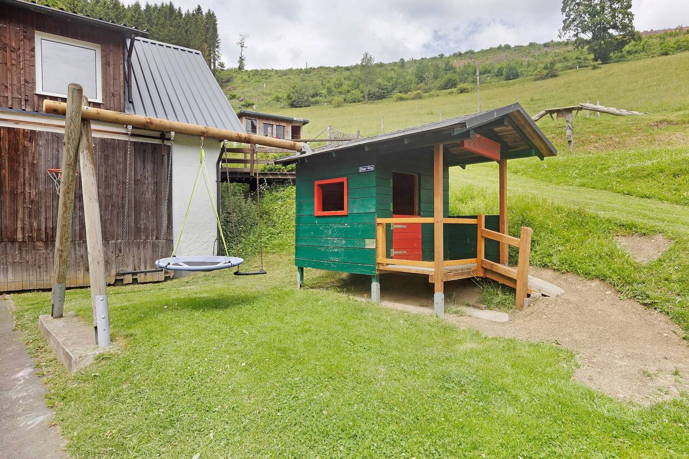 Ganze Wohnung, Apartment 'Schütte Mühle' mit gemeinsamer Terrasse, gemeinsamem Garten und Wlan in Nordenau, Schmallenberg