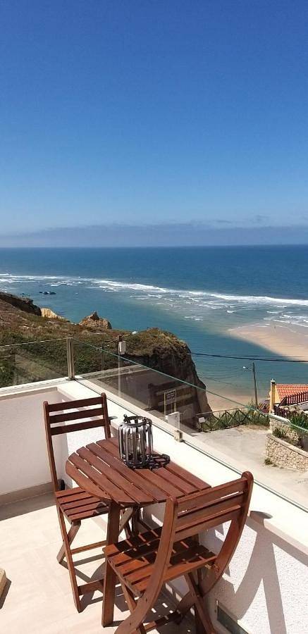 Location de vacances pour 2 personnes, avec terrasse ainsi que piscine et vue dans Praia De Vale Furado Pataias - 2