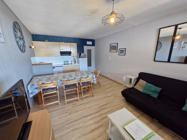 Gîte pour 7 personnes, avec terrasse dans Station de Super-Besse (Super-Besse) - 2