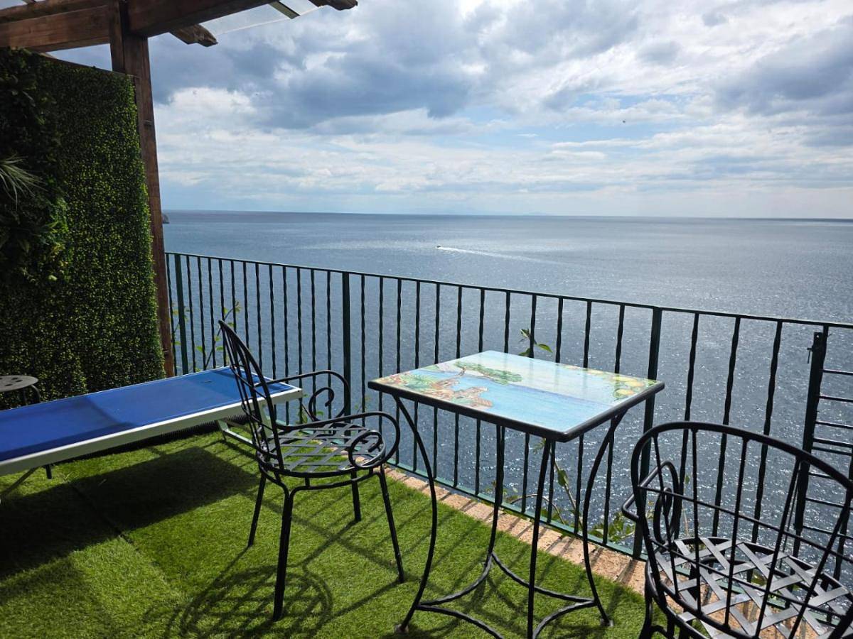 Bed and Breakfast Da Claudio in Conca dei Marini, Sorrento Coast