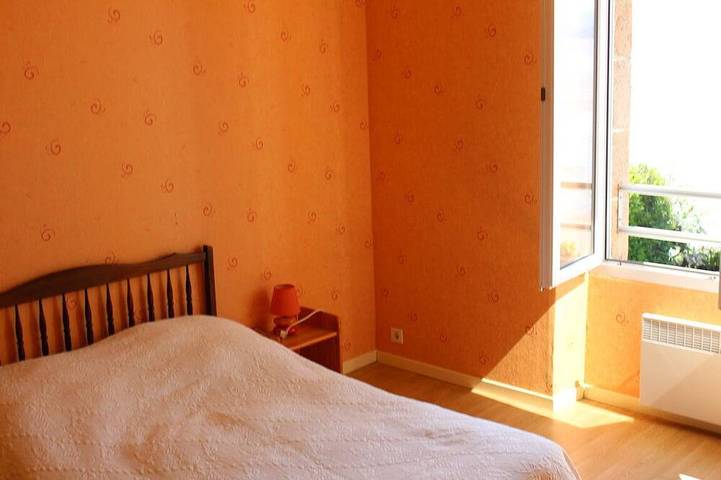 Location de vacances pour 4 personnes, avec jardin à Saint-Michel-en-Grève - 2