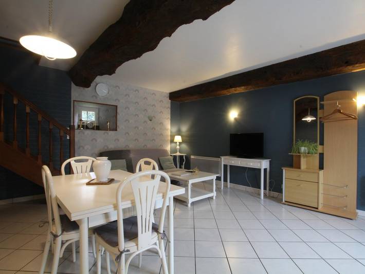 Gîte pour 4 personnes, avec jardin à Vessey - 2