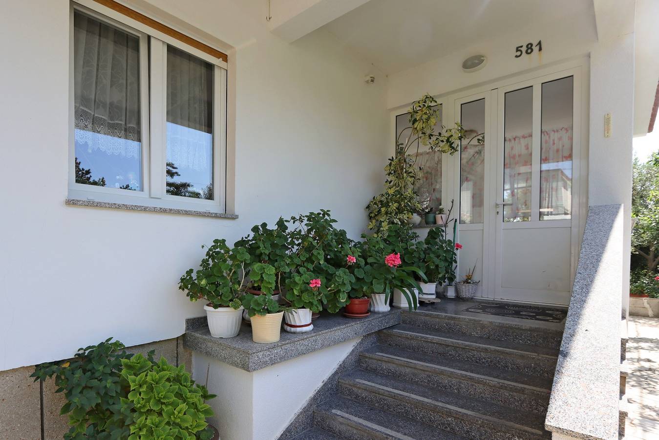 Room with balcony Banjol, Rab S-19692-a in Banjol, Rab