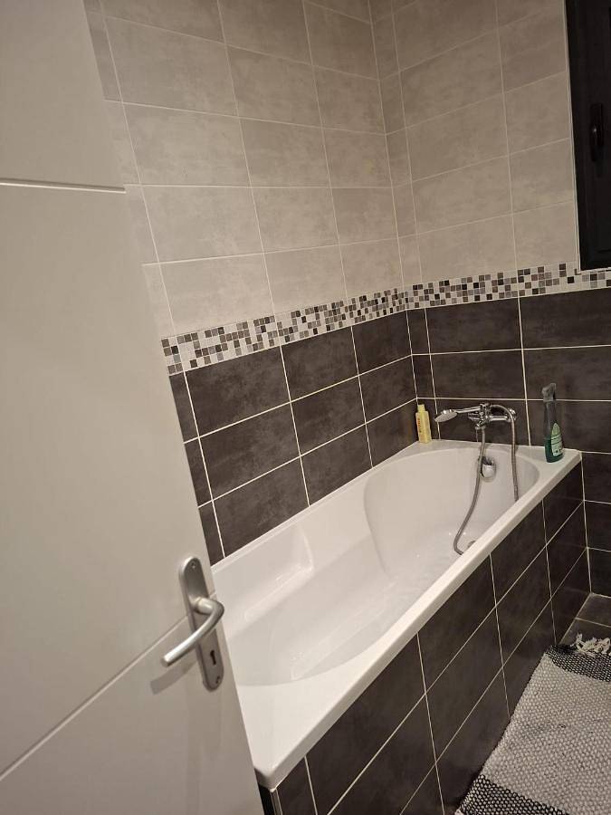 Appartement de vacances entier, Double Room in Gan, Béarn