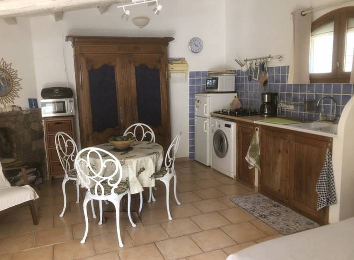 Gîte pour 2 personnes, avec jardin et terrasse, animaux acceptés dans le Var - 4