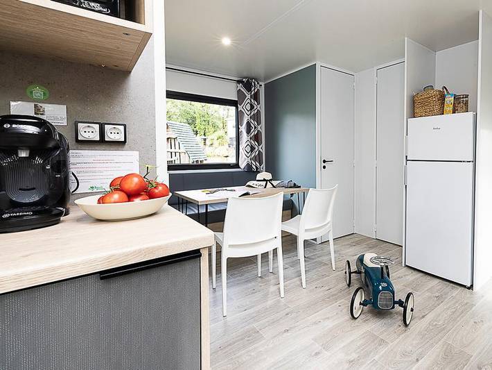 Mobil home pour 4 personnes, avec bassin pour enfant, animaux acceptés à Loupiac (Lot) - 4