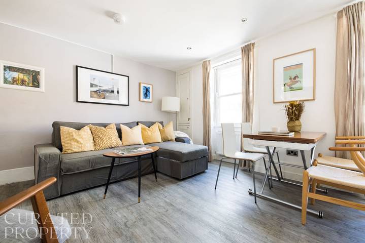Ganze Wohnung, Duplex Apartment near Oxford Street in Camden, London