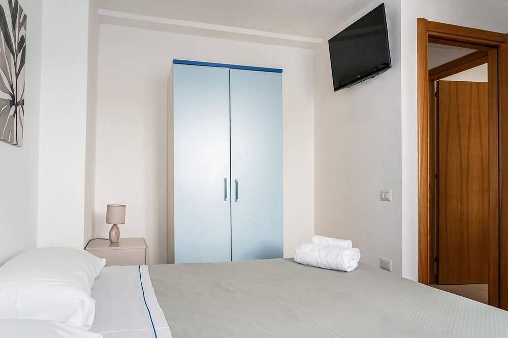 Apartamento entero, Precioso apartamento de 2 habitaciones en Porto Cesareo. in Scala di Furno, Porto Cesareo