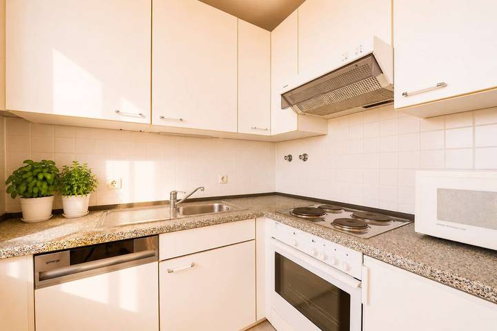 Ganze Wohnung, Ferienwohnung für 4 Personen mit Garten in Schönefeld (Brandenburg), Schönefeld