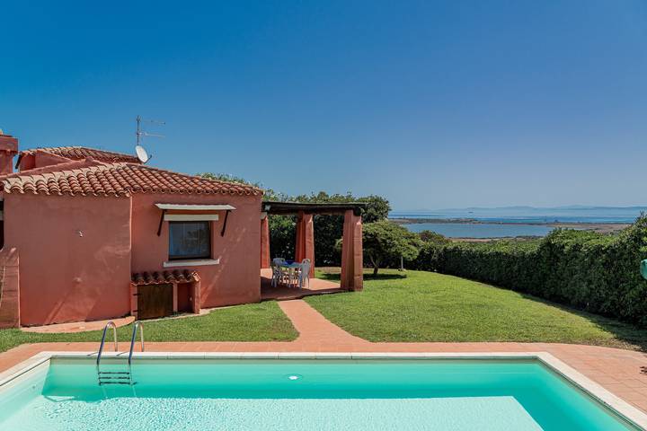 Casa sulla spiaggia per 7 persone, con Giardino e Vista lago in 