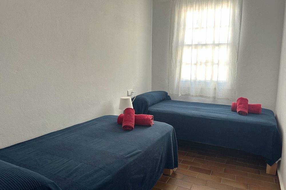 Apartamento entero, Apartamento con vistas y piscina en Fornells in Fornells, Es Mercadal