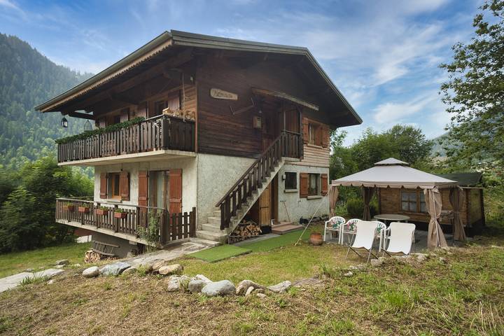 Hütte für 7 Personen, mit Garten, kinderfreundlich in Châtel