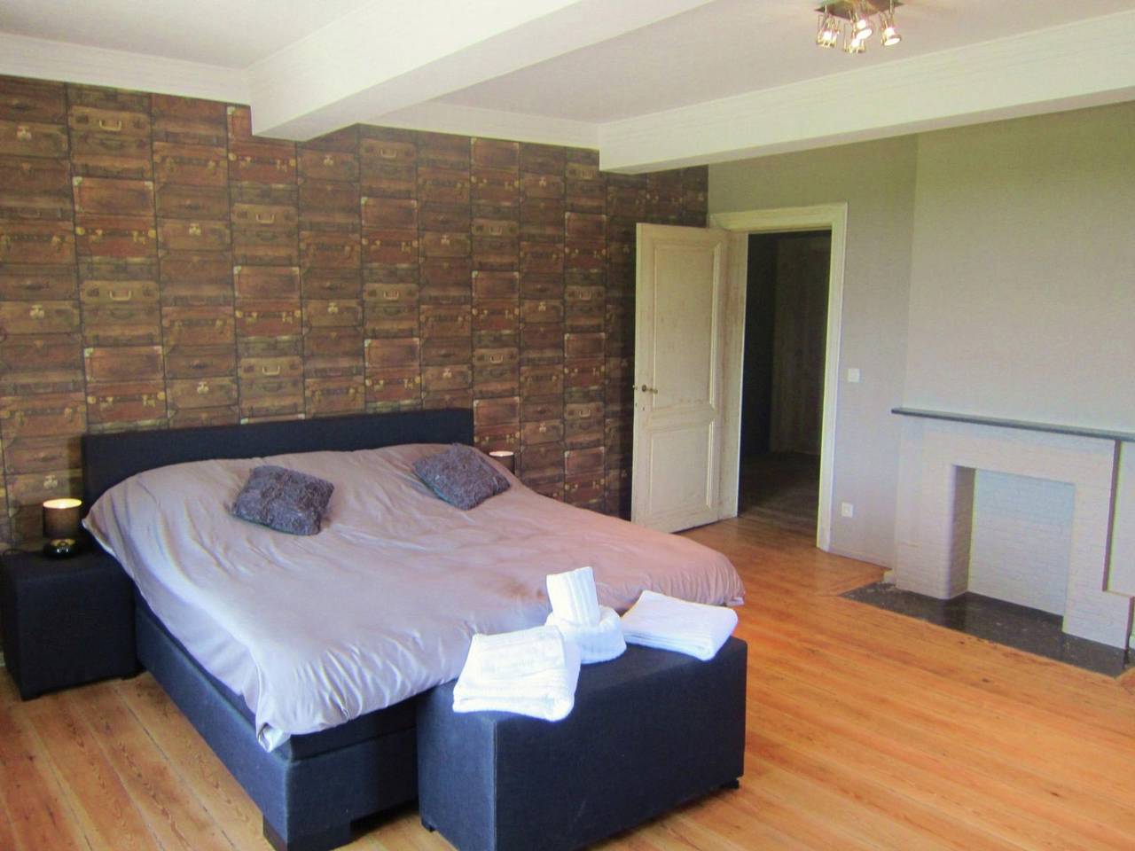Luxurious Castle with Private Pool and Sauna in Ardennes in Trois-Ponts, Lüttich und Umgebung