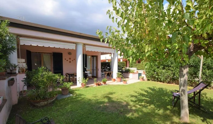 Appartamento vacanze per 6 persone, con terrazza e giardino, con animali domestici - 1