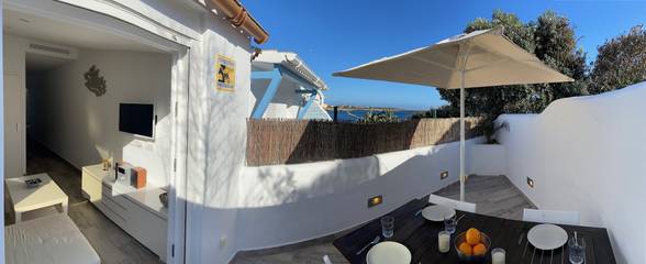 Gîte pour 6 personnes, avec vue ainsi que jardin et vue sur l’océan à Cala en Bosc