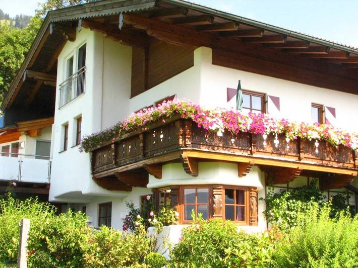 Vakantiewoning voor 6 personen, with tuin and uitzicht as well as balkon in Brixen im Thale