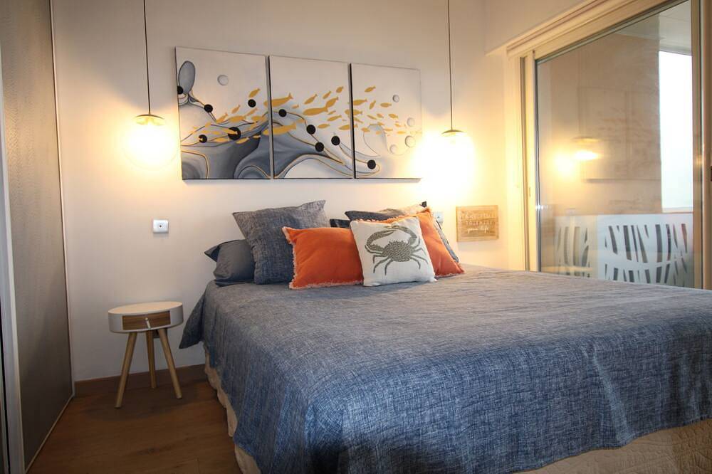 Ganze Wohnung, Waterfront apartment in Côte d'Azur 3 rooms in Le Trayas, Saint-Raphaël