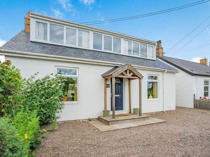 Cottage for 8 people, with garden in Northumberland