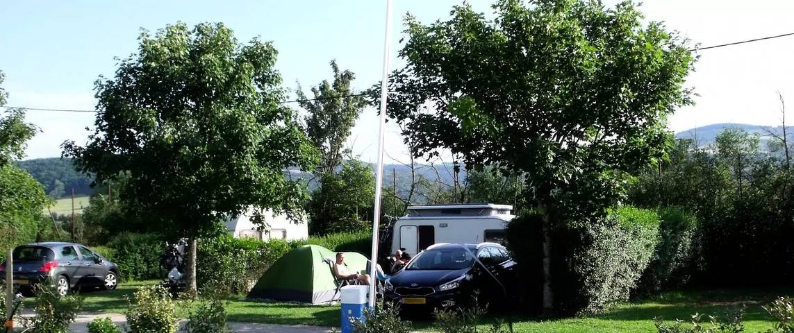 Camping für 4 Personen, mit Pool und Terrasse in Midi-Pyrenäen - 4