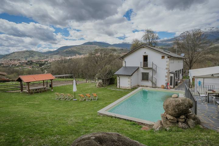 Chalet para 10 personas, con Jardín en Valle del Tiétar