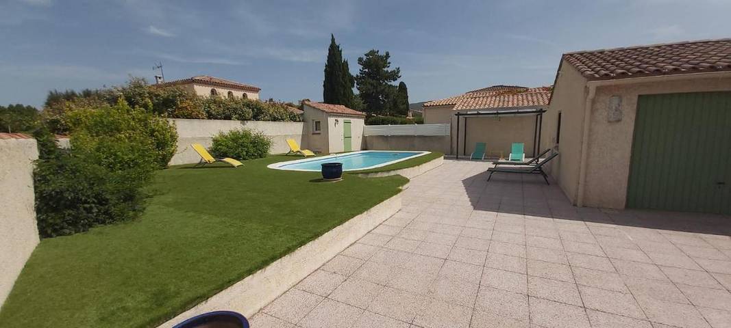 Location de vacances pour 6 personnes, avec jardin et piscine à Châteauneuf-les-Martigues
