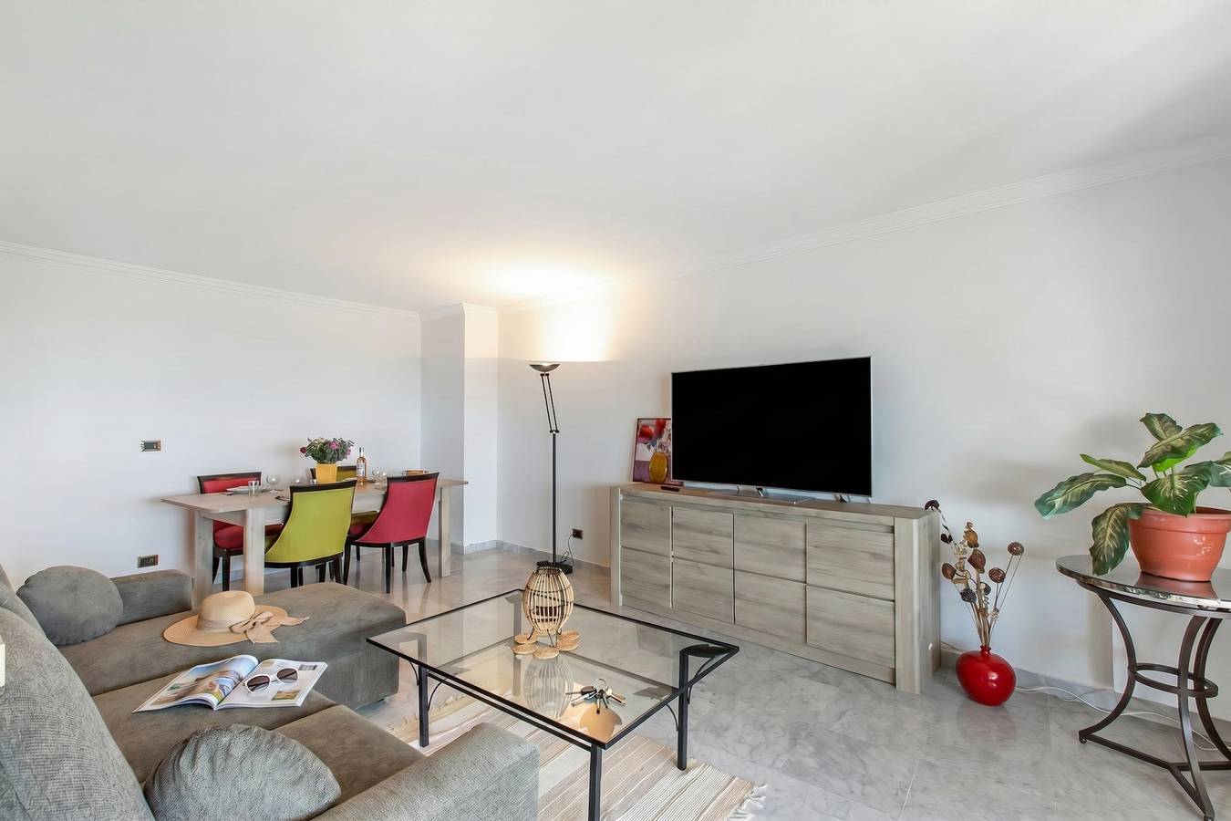 Appartement entier, Appartement de vacances pour 4 personnes avec piscine in Nice, Côte méditerranéenne (France)