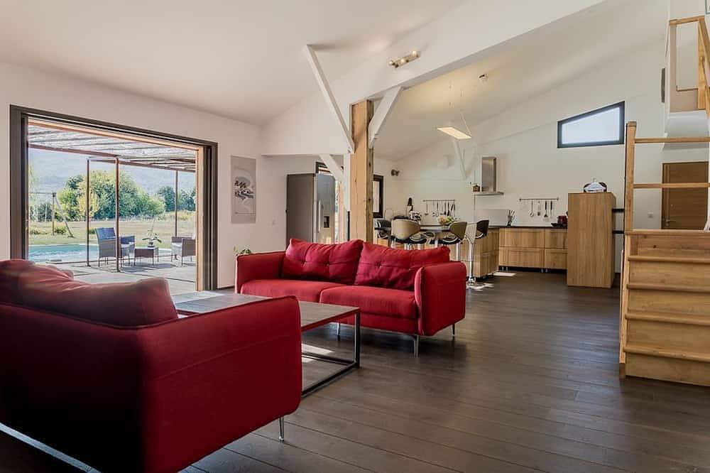 E case di u Puntale, Villa with swimming pool ideal for family vacations. in Ghisonaccia, Región de Corte