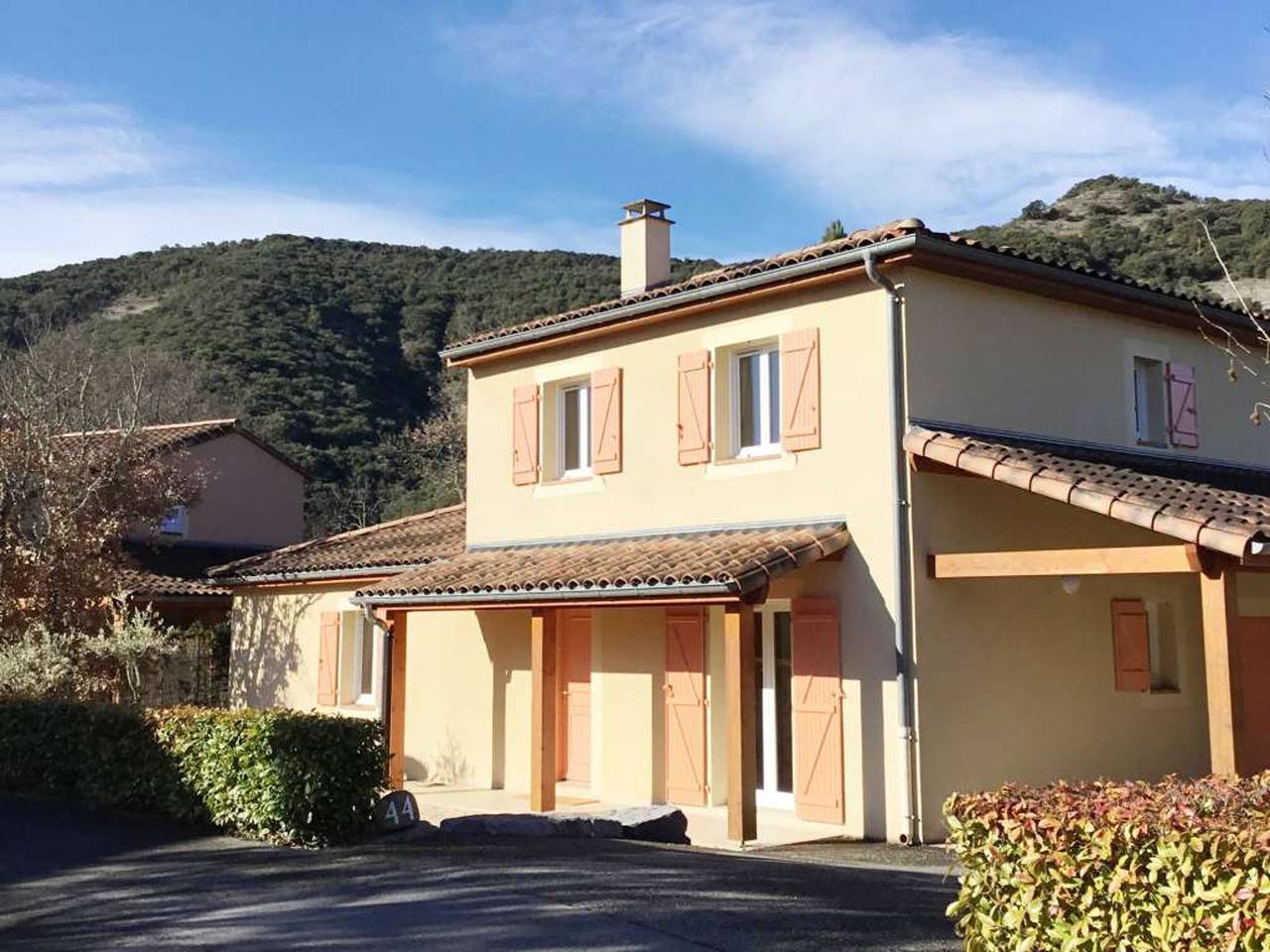Villa pour 10 personnes avec piscine in Vallon-Pont-d'Arc, Ardèche