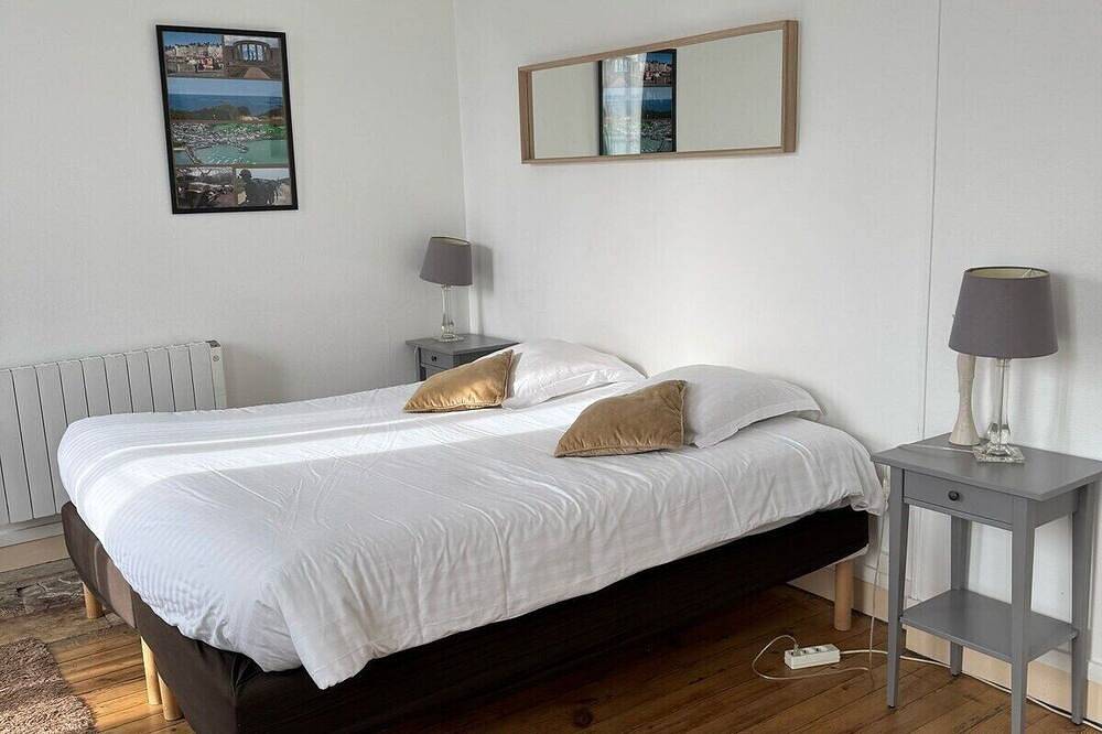 Entire apartment, Lovely Normandy - Apartment in downtown Bayeux in Bayeux, Bayeux region