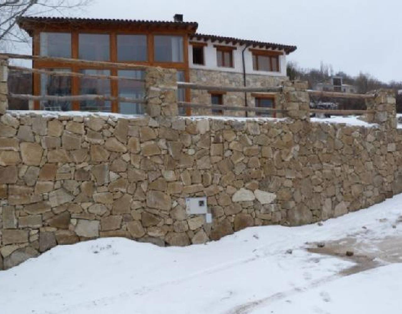 Maison écologique du soleil 1 in San Juan de Gredos, Région d'Ávila