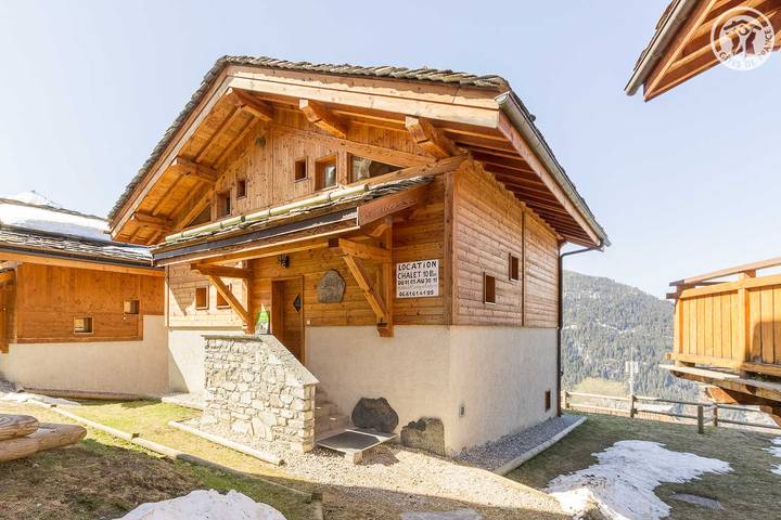Chalet pour 10 personnes, avec balcon/terrasse ainsi que terrasse et sauna à Peisey-Nancroix - 2