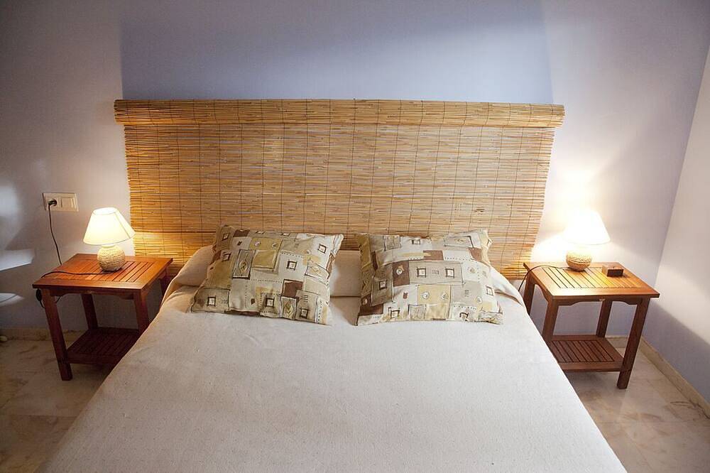 Apartamento entero, Apartamento con encanto junto a la playa y en el centro del pueblo in La Herradura, Almuñecar