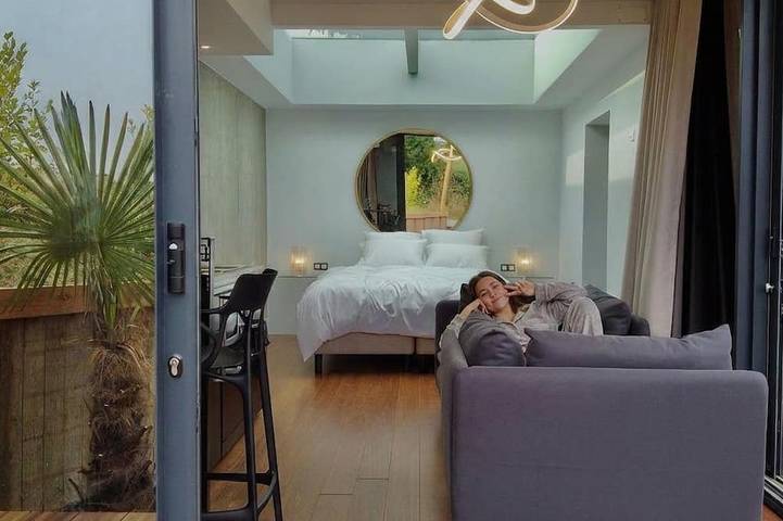 Gîte pour 2 personnes, avec jacuzzi ainsi que jardin et terrasse dans Plage de la Ville Berneuf - 2