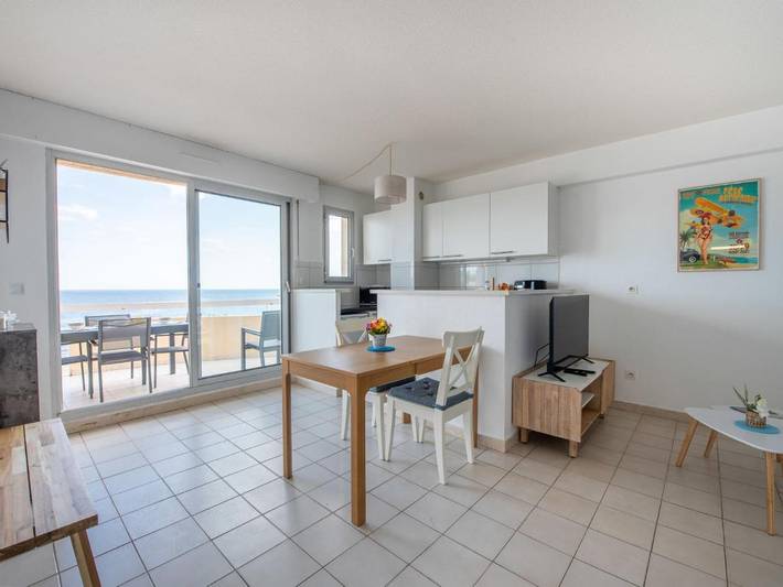 Gîte pour 4 personnes, avec terrasse dans Plage Des Tamaris Cavalaire Sur Mer - 4
