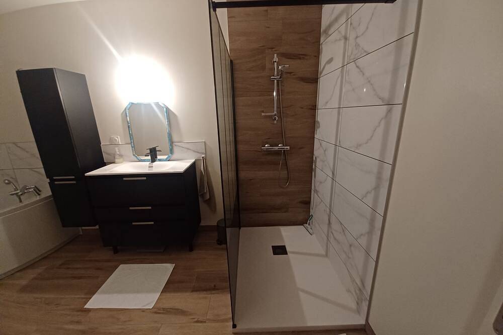 Chambre Chez L'habitant Les Aspres in Les Aspres, Orne (desambiguación)