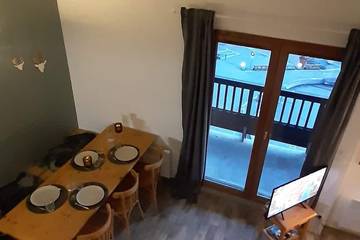 Gîte pour 8 personnes, avec balcon dans Station De Valmeinier