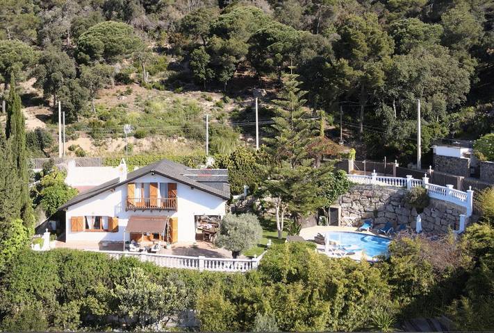 Chalet para 9 personas, con Vistas al mar y Balcón además de Terraza y Jardín en Maresme