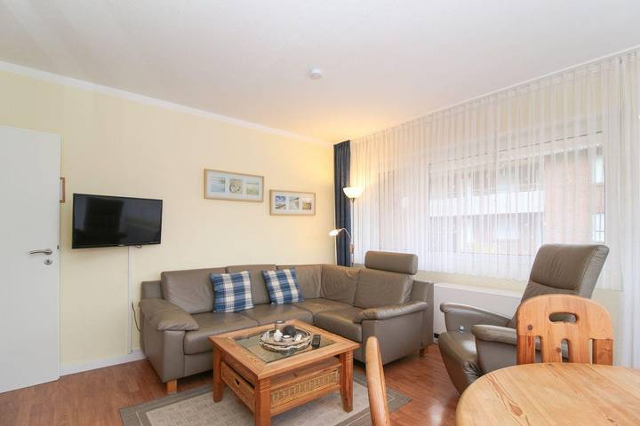 Ferienwohnung für 4 Personen, mit Terrasse und Garten in Norden und Umgebung - 3