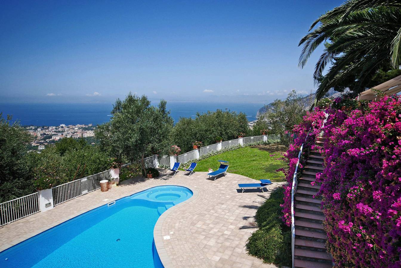 Casa Vacanza per 5 Persone in Piano di Sorrento, Costa tirrenica Campania