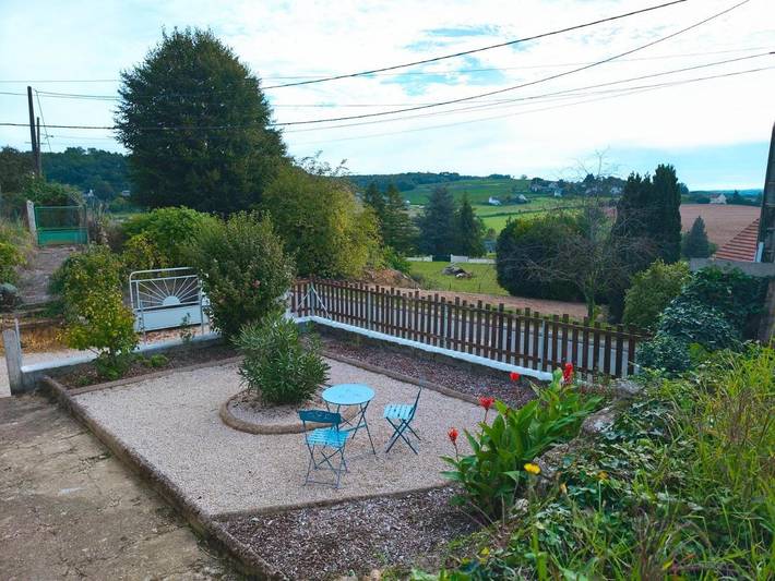 Location de vacances pour 5 personnes, avec jardin et vue à Cravant-les-Côteaux - 3